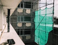 外壁の足場